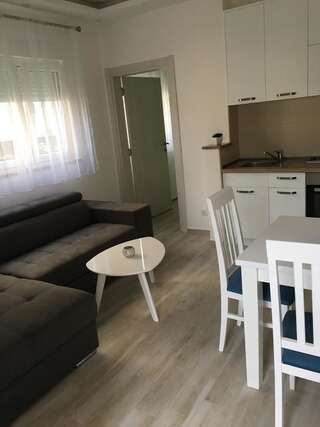 Апартаменты Makera Тиват-4